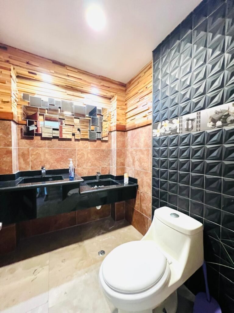 WhatsApp Image 2025-09-17 at 4.07.33 PM (1)