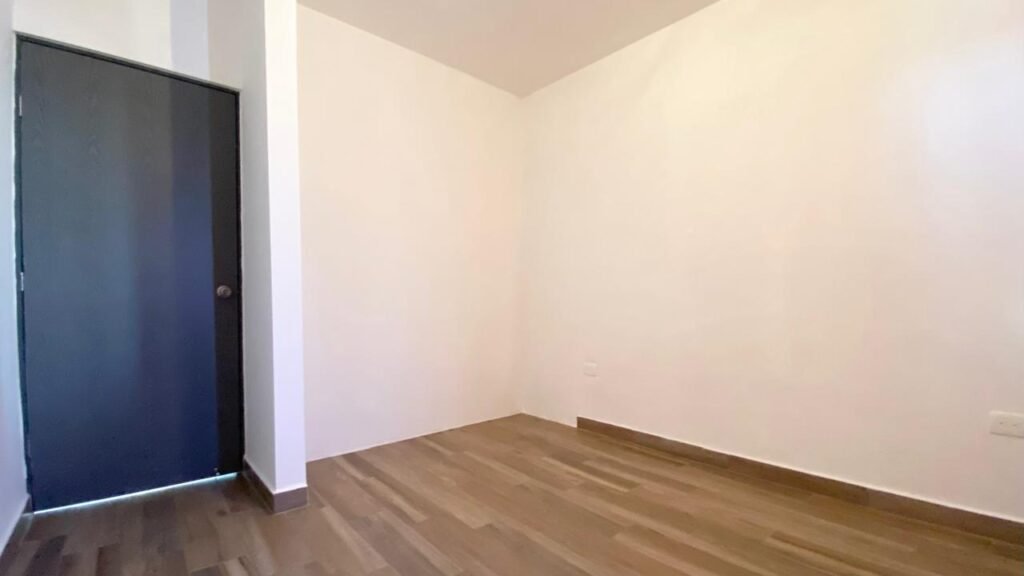 WhatsApp Image 2025-09-24 at 4.08.51 PM (3)