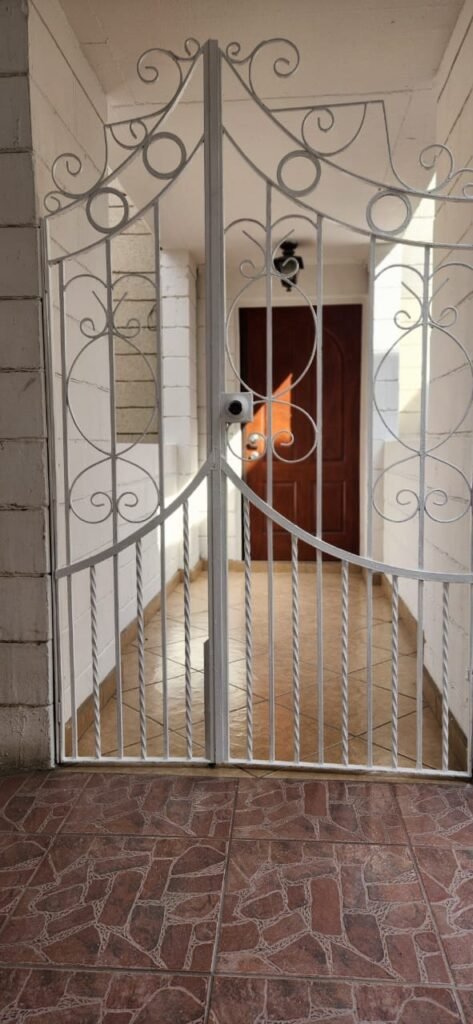 WhatsApp Image 2025-11-06 at 9.06.46 AM