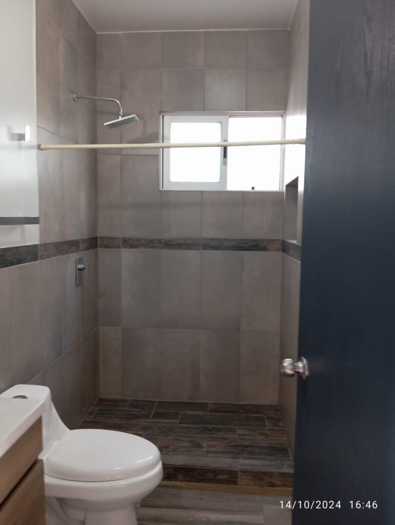 WhatsApp Image 2025-11-13 at 6.40.48 PM (2)