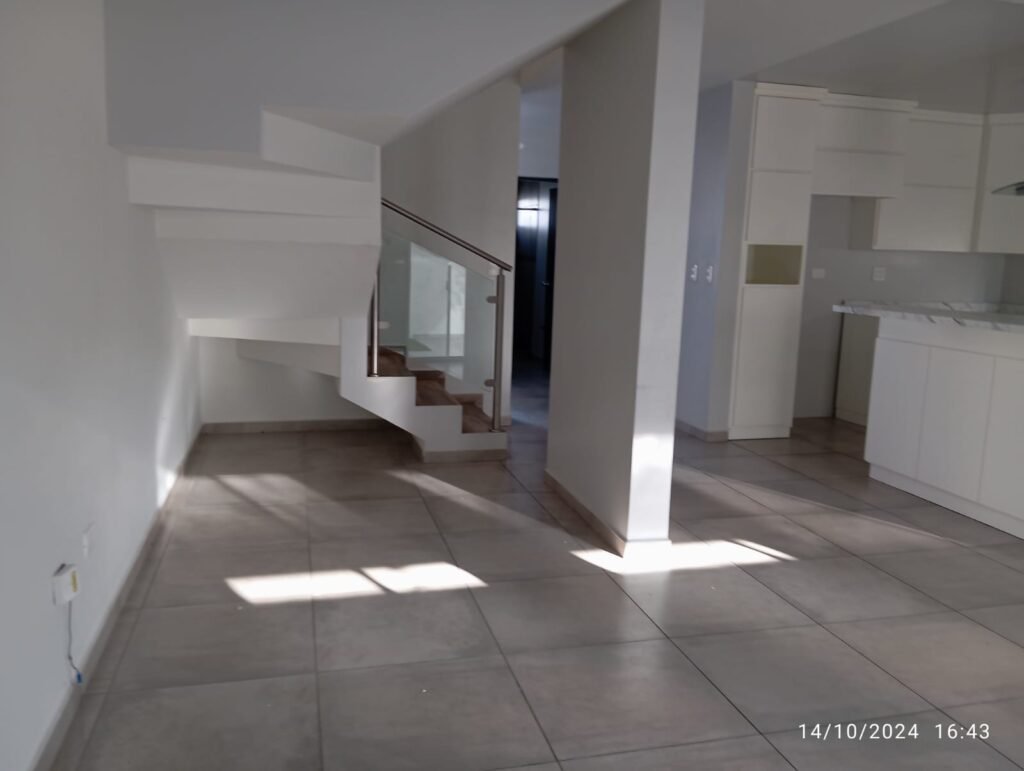 WhatsApp Image 2025-11-13 at 6.40.49 PM (2)