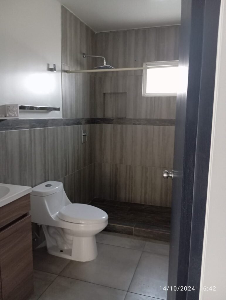 WhatsApp Image 2025-11-13 at 6.40.50 PM (4)